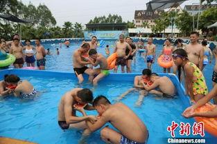 吃瓜网红云南游泳池  第2张