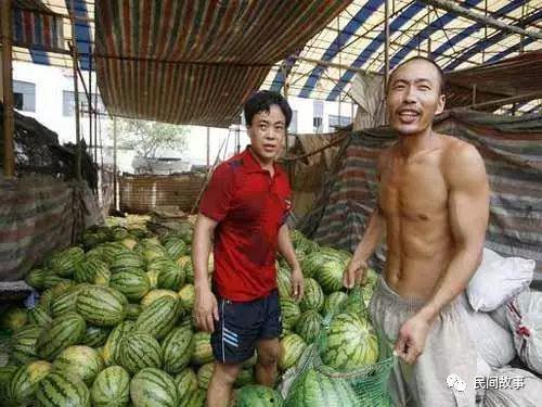 叶县网红吃瓜事件真相,揭秘背后真相与反思 第3张 叶县网红吃瓜事件真相,揭秘背后真相与反思 第3张